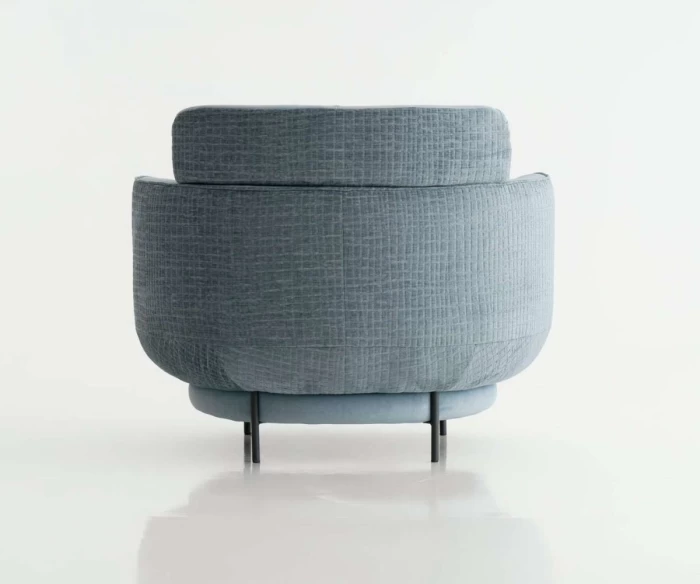 Η πολυθρόνα GAMMA είναι ιδανική για όσους αναζητούν μοντέρνες πολυθρόνες σαλονιού με άνετο κάθισμα και εργονομικό σχεδιασμό. Με στρογγυλή πλάτη και ποιοτικά υλικά, προσφέρει υψηλή αισθητική και καθημερινή χαλάρωση.