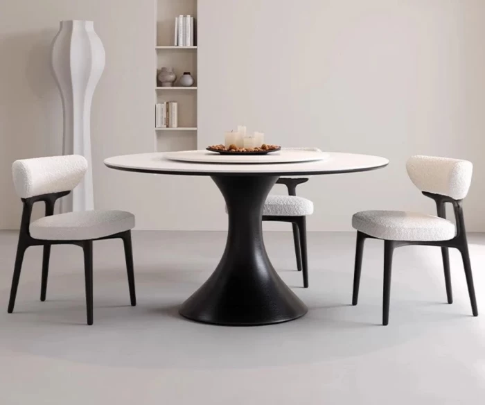 Η καρέκλα SONIA είναι ιδανική για όσους αναζητούν μοντέρνες καρέκλες τραπεζαρίας με ξύλινο σκελετό και άνετο κάθισμα. Με mid-century design και υψηλή ποιότητα κατασκευής, αποτελεί εξαιρετική επιλογή για κάθε σύγχρονο χώρο.