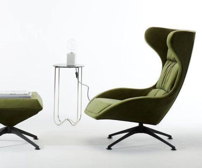 Η πολυθρόνα LUX είναι ιδανική για όσους αναζητούν περιστρεφόμενες πολυθρόνες τύπου egg chair με μοντέρνο σχεδιασμό και υψηλή άνεση. Με μεταλλική βάση και εργονομικό κάθισμα, αποτελεί μια premium επιλογή για κάθε σύγχρονο χώρο.