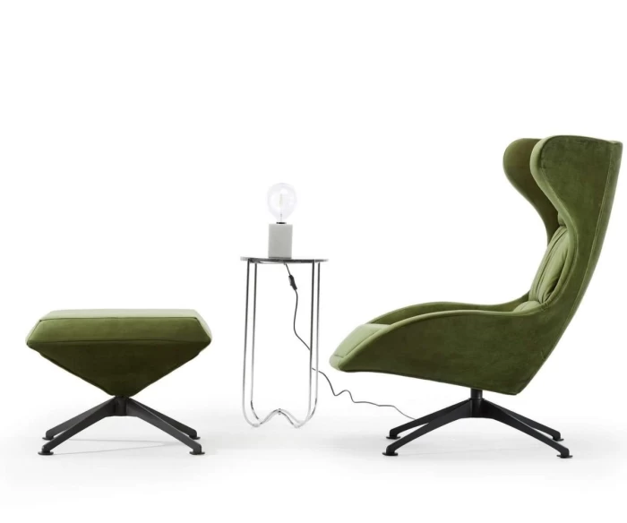 Η πολυθρόνα LUX είναι ιδανική για όσους αναζητούν περιστρεφόμενες πολυθρόνες τύπου egg chair με μοντέρνο σχεδιασμό και υψηλή άνεση. Με μεταλλική βάση και εργονομικό κάθισμα, αποτελεί μια premium επιλογή για κάθε σύγχρονο χώρο.