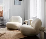 Η πολυθρόνα ZEN είναι ιδανική για όσους αναζητούν μοντέρνες πολυθρόνες με minimal σχεδιασμό και εργονομική άνεση. Με επιλογή σταθερής ή περιστρεφόμενης βάσης και δυνατότητα εξατομίκευσης υφασμάτων, αποτελεί μια ολοκληρωμένη λύση για σύγχρονους οικιακούς και επαγγελματικούς χώρους.