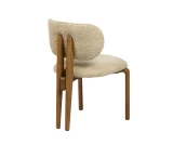 Η ξύλινη καρέκλα τραπεζαρίας είναι ιδανική για όσους αναζητούν μοντέρνες καρέκλες dining με υψηλή ποιότητα κατασκευής. Κατάλληλη για οικιακή και επαγγελματική χρήση, προσφέρει άνεση, αντοχή και κομψότητα.